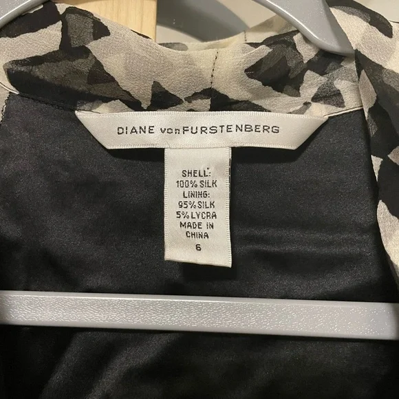 Diane Von Furstenberg Silk Dress - Picture 2 of 3
